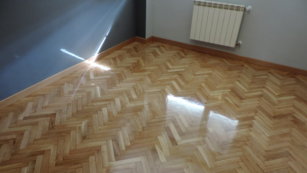 Tarima de madera sintética